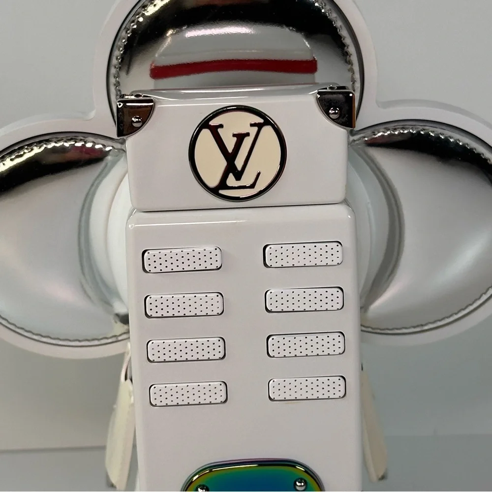 Louis Vuitton Vivienne Spaceman White - Picture 8 of 15